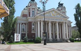 Алабин Централ Хотел